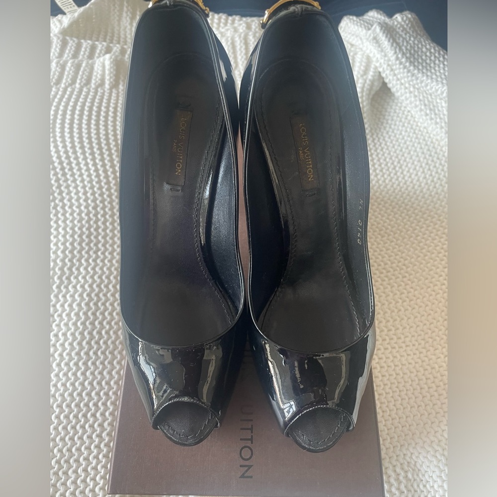 Louis Vuitton Oh Really Peep-a-boo Pumps